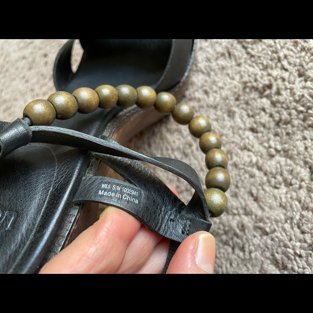 UGG “Naima” Leather Platform High Heel - Picture 10 of 16